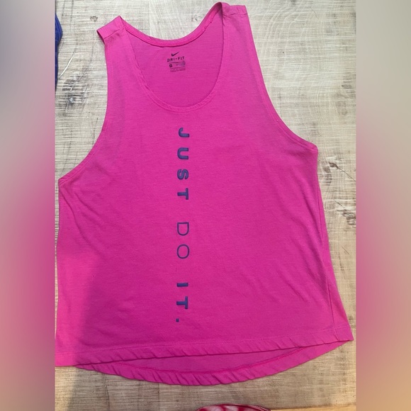 Nike Tops - Nike dri-fit tank top